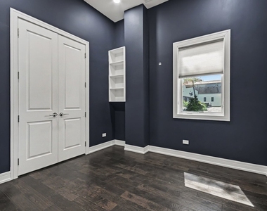 3101 N California Avenue - Photo Thumbnail 8
