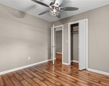 3913 Hadley Farm Drive - Photo Thumbnail 13