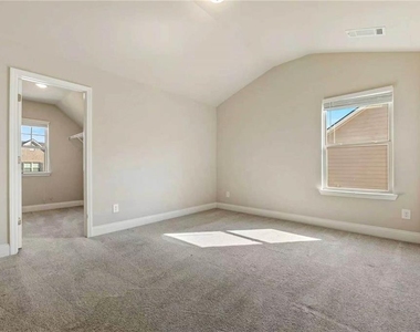 422 Hinton Farm Way - Photo Thumbnail 19