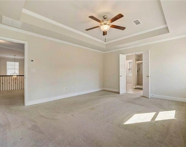 422 Hinton Farm Way - Photo Thumbnail 12