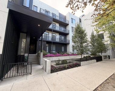 3757 N Sheffield Avenue - Photo Thumbnail 1