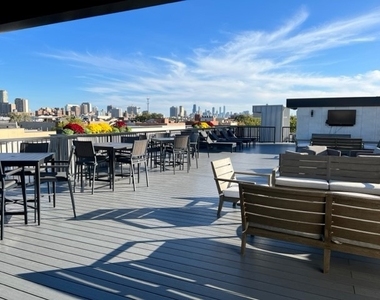 3757 N Sheffield Avenue - Photo Thumbnail 19