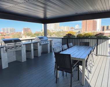 3757 N Sheffield Avenue - Photo Thumbnail 20