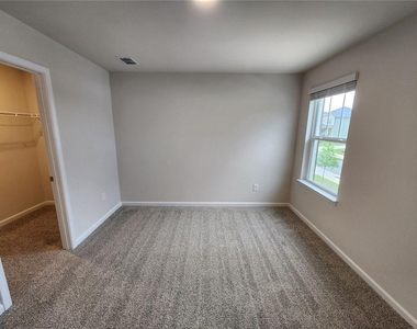 235 Valley Oak Drive - Photo Thumbnail 39