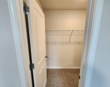 235 Valley Oak Drive - Photo Thumbnail 56