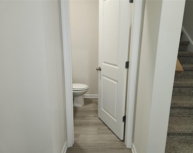 235 Valley Oak Drive - Photo Thumbnail 53