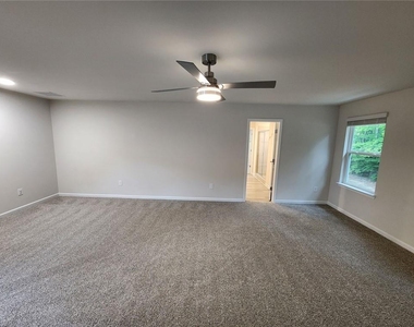 235 Valley Oak Drive - Photo Thumbnail 12