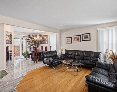 2011 E Touhy Avenue - Photo Thumbnail 4