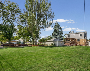 2011 E Touhy Avenue - Photo Thumbnail 14