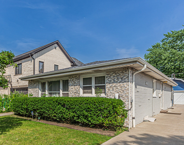 534 Lawler Avenue - Photo Thumbnail 1
