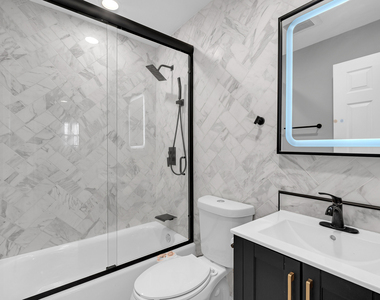 534 Lawler Avenue - Photo Thumbnail 15