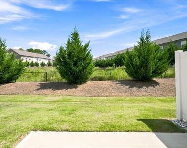 5149 Fox Den Road - Photo Thumbnail 27