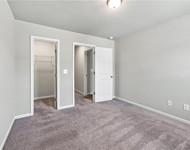 5149 Fox Den Road - Photo Thumbnail 21