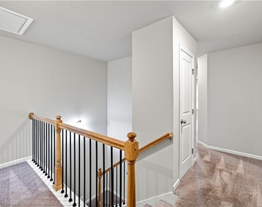5149 Fox Den Road - Photo Thumbnail 13