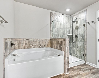 5149 Fox Den Road - Photo Thumbnail 18