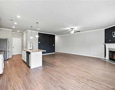 5149 Fox Den Road - Photo Thumbnail 7