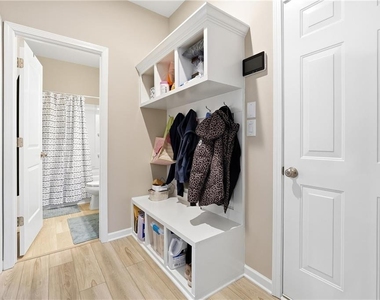 158 Laurel Farms Lane - Photo Thumbnail 15