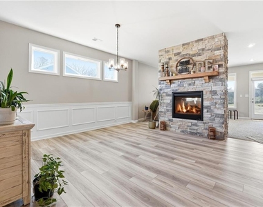 158 Laurel Farms Lane - Photo Thumbnail 4