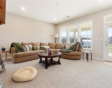 158 Laurel Farms Lane - Photo Thumbnail 5
