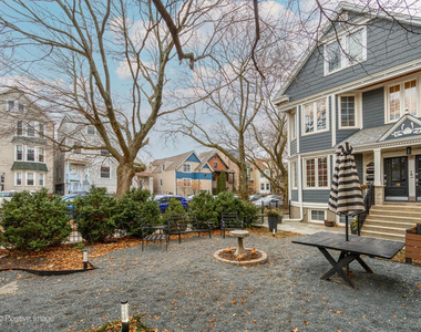 3034 N Greenview Avenue - Photo Thumbnail 15