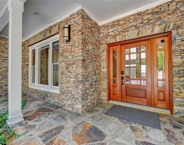 3151 Winding Lake Drive - Photo Thumbnail 2
