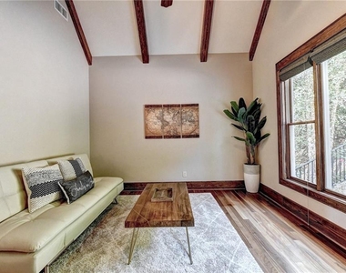 3151 Winding Lake Drive - Photo Thumbnail 7
