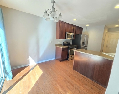 337 Devoe Drive - Photo Thumbnail 3