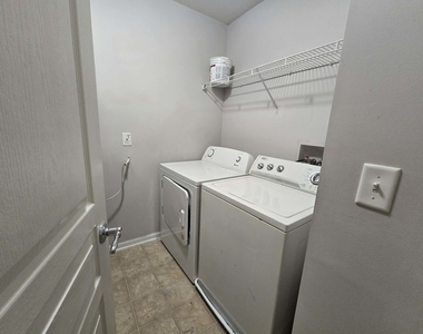 337 Devoe Drive - Photo Thumbnail 10