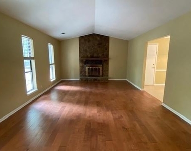 115 Andover Drive - Photo Thumbnail 11