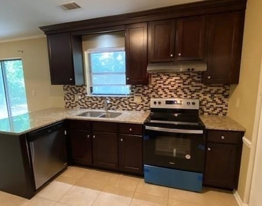 115 Andover Drive - Photo Thumbnail 22