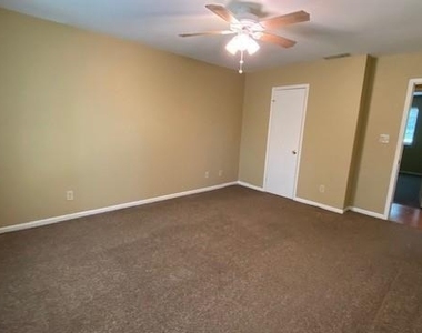 115 Andover Drive - Photo Thumbnail 28