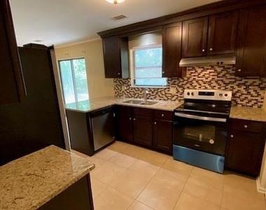 115 Andover Drive - Photo Thumbnail 23