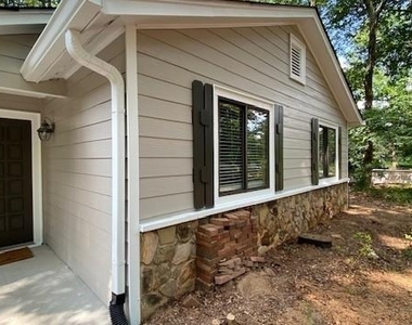 115 Andover Drive - Photo Thumbnail 2
