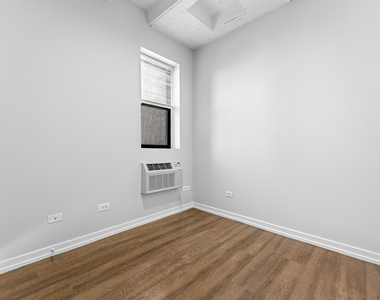 5718 N Winthrop Avenue - Photo Thumbnail 7