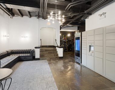 5718 N Winthrop Avenue - Photo Thumbnail 15