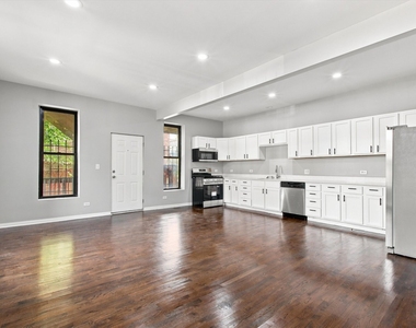 6401 S Maryland Avenue - Photo Thumbnail 1