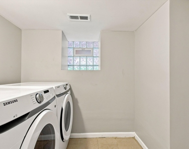 6401 S Maryland Avenue - Photo Thumbnail 19