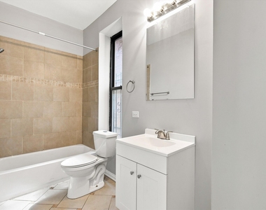 6401 S Maryland Avenue - Photo Thumbnail 12