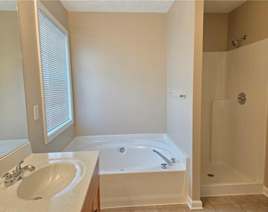 15 Waterloo Court - Photo Thumbnail 13