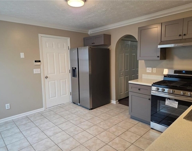 15 Waterloo Court - Photo Thumbnail 4