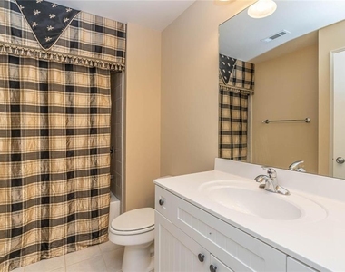 5253 Campion Way - Photo Thumbnail 7