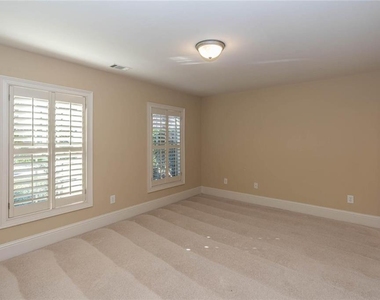 5253 Campion Way - Photo Thumbnail 4