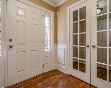 5253 Campion Way - Photo Thumbnail 2