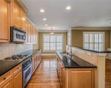 5253 Campion Way - Photo Thumbnail 18