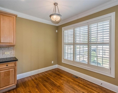 5253 Campion Way - Photo Thumbnail 22