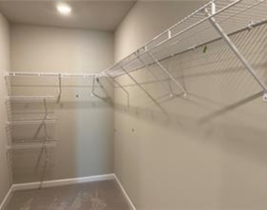 118 Wynn Way - Photo Thumbnail 9
