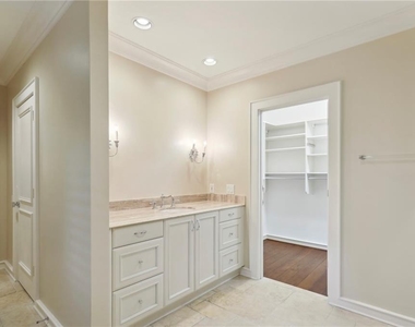 1965 W Wesley Road Nw - Photo Thumbnail 37