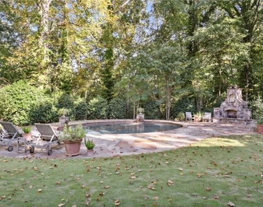 1965 W Wesley Road Nw - Photo Thumbnail 44