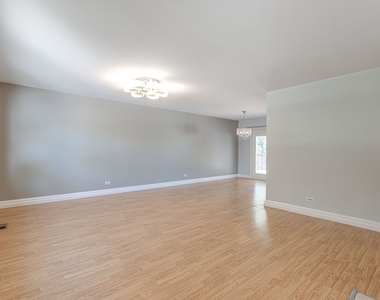 4470 Capstan Drive - Photo Thumbnail 11