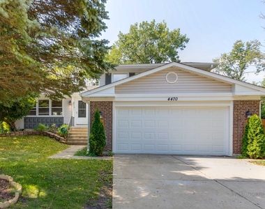 4470 Capstan Drive - Photo Thumbnail 2